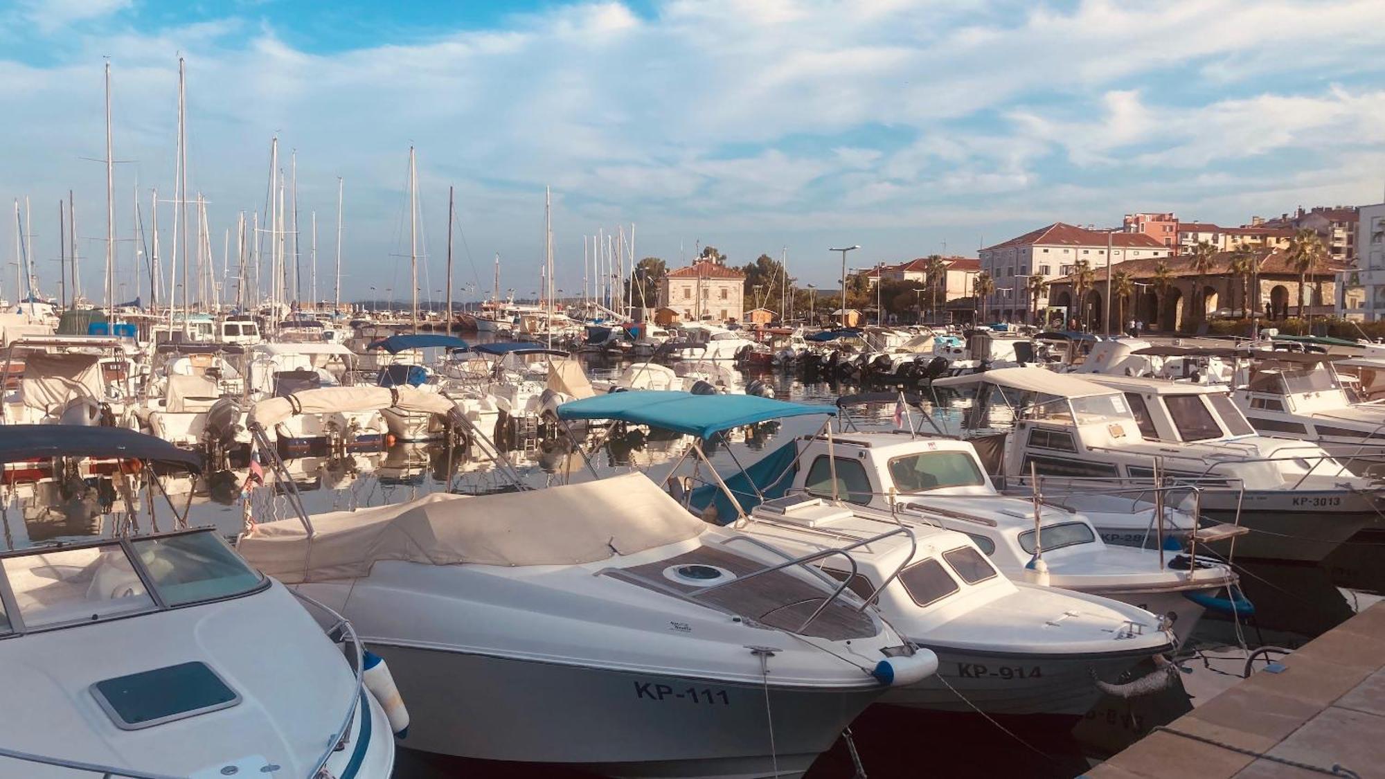 Apartments Colors Of Koper Where The Sea Is Near By Ruang foto